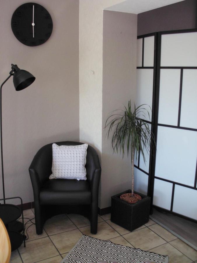 Studio 2 Pers Tourisme Et Business Namur Luaran gambar